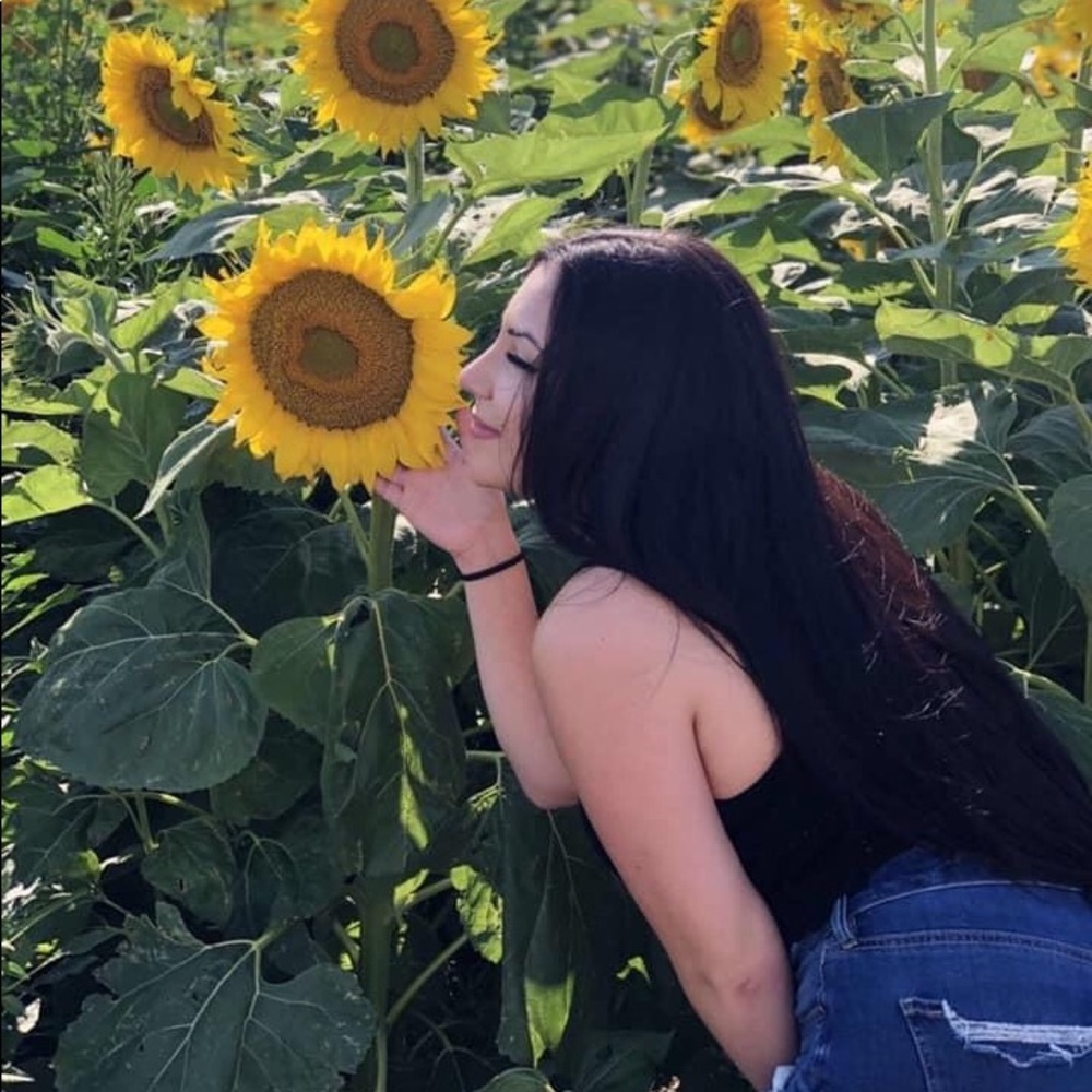 Meet your Posher, Alondra